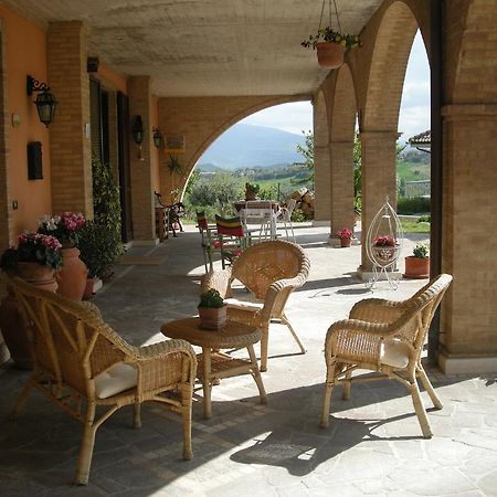 Bed And Breakfast San Martino Castignano Zewnętrze zdjęcie