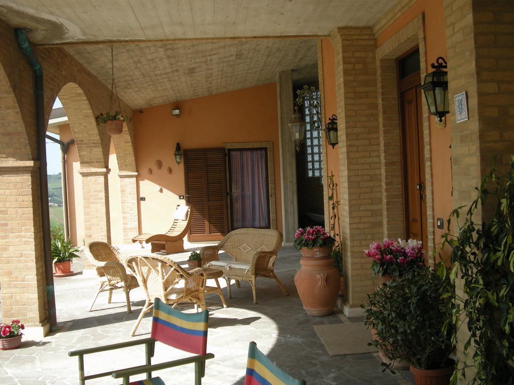 Bed And Breakfast San Martino Castignano Zewnętrze zdjęcie