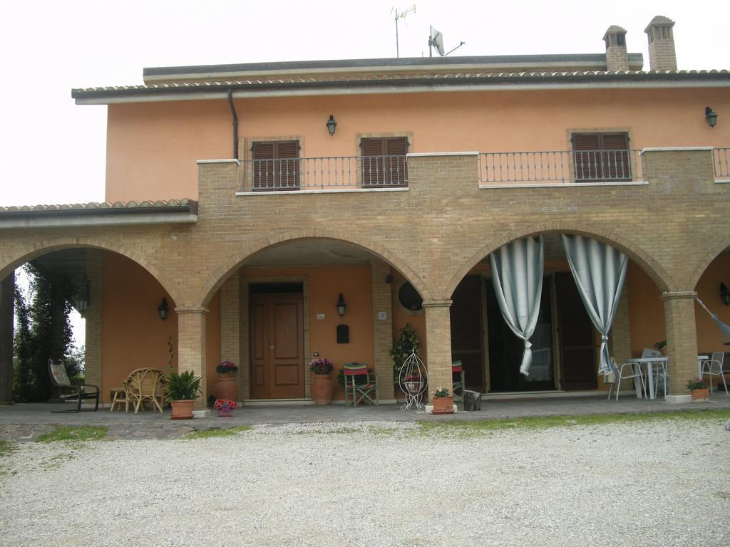 Bed And Breakfast San Martino Castignano Zewnętrze zdjęcie