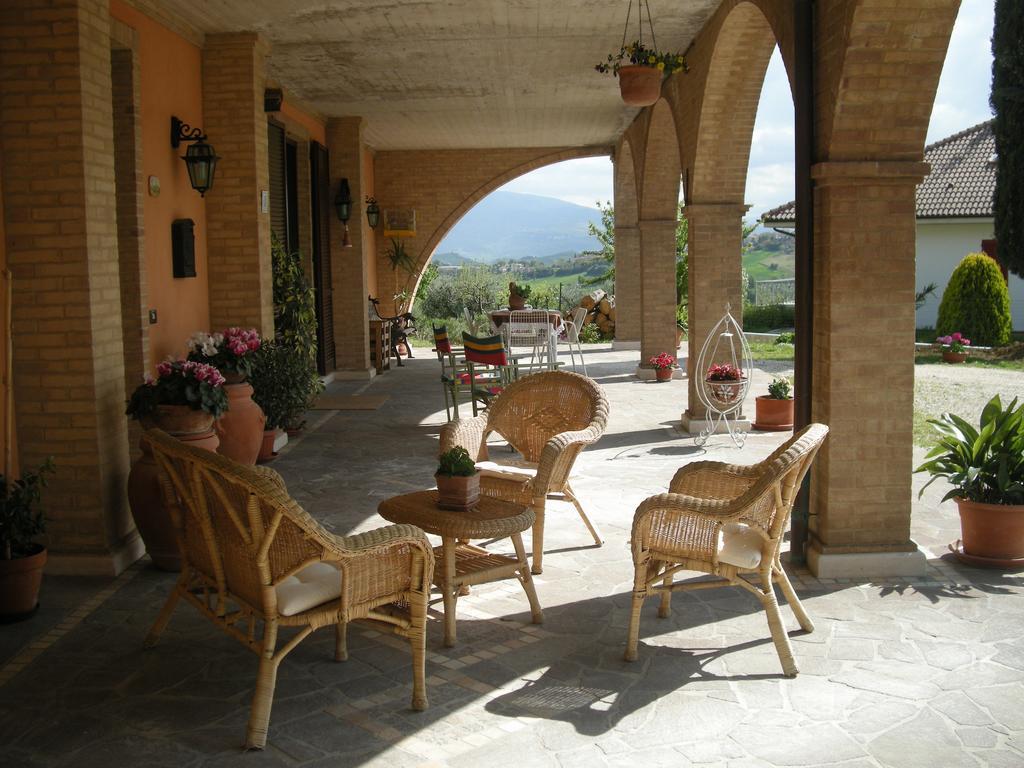 Bed And Breakfast San Martino Castignano Zewnętrze zdjęcie